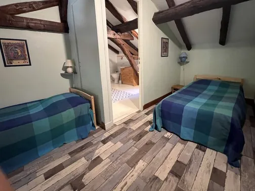 Une chambre à lits jumeaux de Lou Cantou