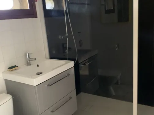 Une salle d'eau du Fournil